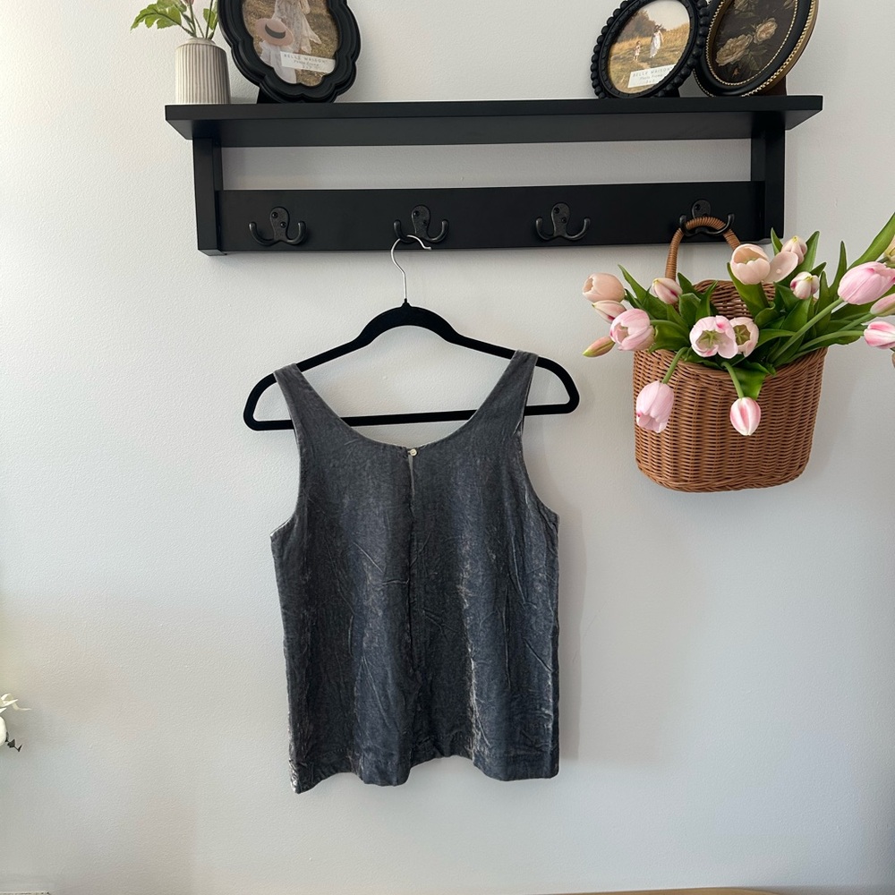 Gray Sleeveless Velvet Top - Picture 3 of 3